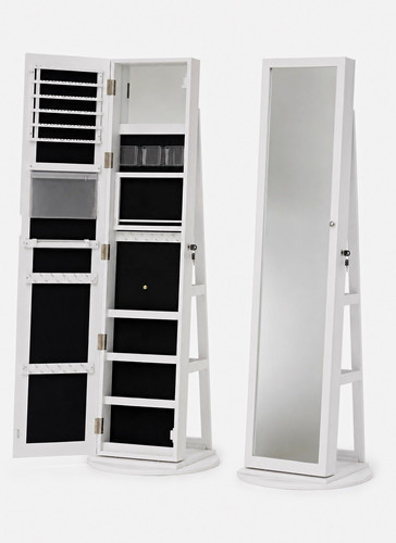 White full length standing - full,